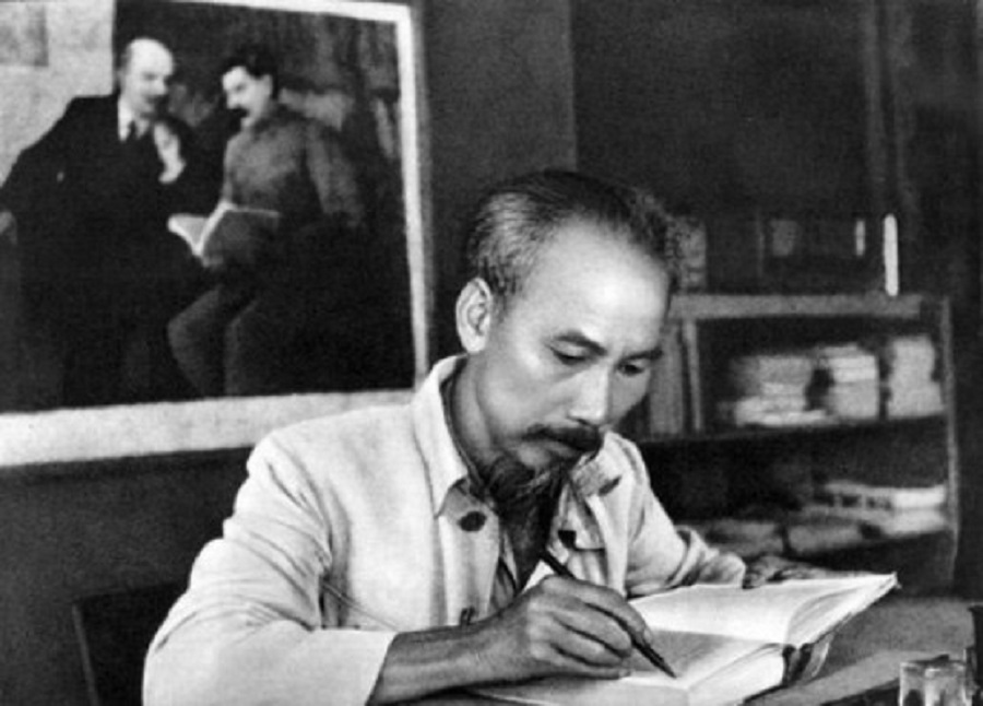 Học tập và làm theo tư tưởng, đạo đức, phong cách Hồ Chí Minh